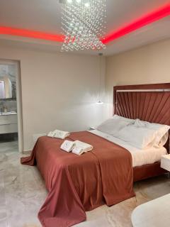 La Romantique Rooms and Apartments TROPEA - 8