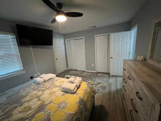 On Island | Pool | Tennis | Pet Friendly | Parking - 1