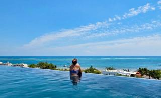 Spacious LockOff Room with Rooftop & Infinity Pool - 9