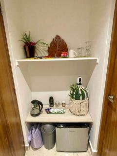 Spacious LockOff Room with Rooftop & Infinity Pool - 4