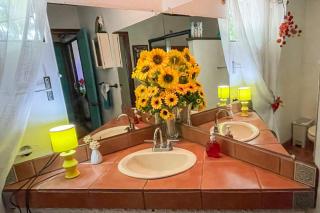 Cozy house in the heart of Puerto Jimenez - 4