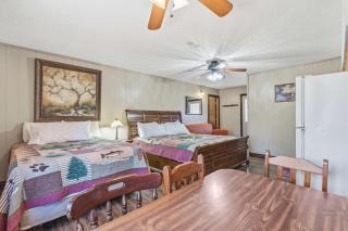 Quail Cove 3 - Lakefront Suite Boat Slip - 5