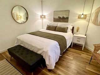 Cozy Condo in Chelan with Balcony & Views - 8