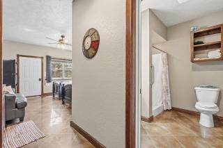 Quail Cove 5 - Lakefront Studio Boat Slip - 8
