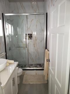 JemmRose Suites - Choc - 5