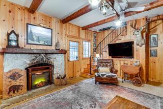 Gateway to Sequoia Natl! Rustic Cabin with Patio - 5