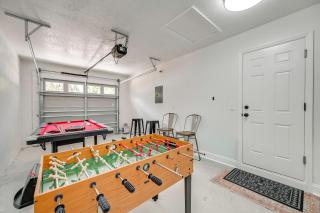 Game Room + Yard: Tampa Home By Theme Parks! - 9