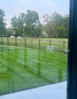 Luxury Countryside Retreat Just Steps from Royal Ascot Racecourse only 10 mins from Windsor Castle and 5 mins from Legoland Windsor Resort - 2