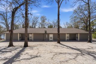 Quail Cove 10 - Lakefront Studio Boat Slip - 1