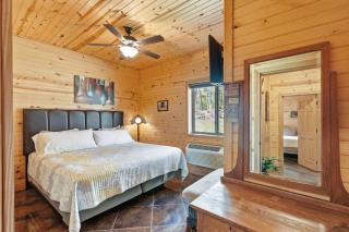 Quail Cove Oak Premium Lakefront Condo Boat Slip - 4