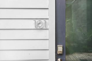 Moon 101 - Full Moon Suite - 2BR 2 5 Bath + Living - 5