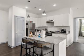 Dublin 2BR Pets welcome Ground Floor Views - 8