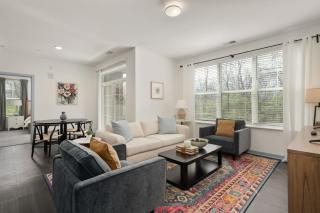 Dublin 2BR Pets welcome Ground Floor Views - 3