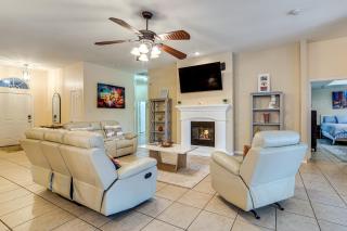 Spacious Arlington Home By Shops, Parks and Lakes - 5