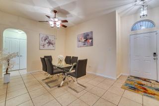 Spacious Arlington Home By Shops, Parks and Lakes - 3