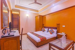 Hotel Kochar Continental Just Near Liberty Cinema And Sarai Rohilla Railway Station - 9