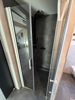 Mira Suites 3 - 9