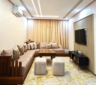 DarDino - Modern 2BR Flat with Stylish Living Room - 0