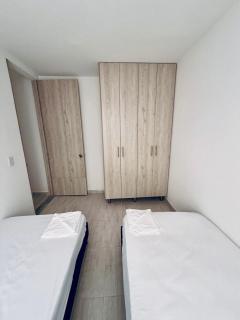 apartamento nuevo en ibague central 2 hab y wifi - 3