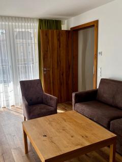 Hotel Lebzelter Straßwalchen, Familien und Business Aufenthalt, Seengebiet, Erlebnispark - 4