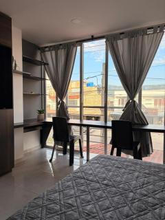 Acogedor Apartaestudio, Home office y Desayuno - Parquadero Moto - 1