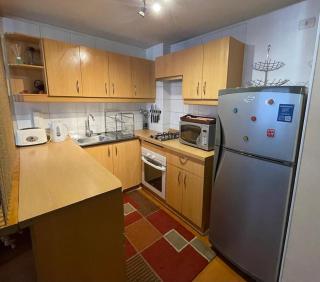 Confortable departamento muy bien ubicado - 7