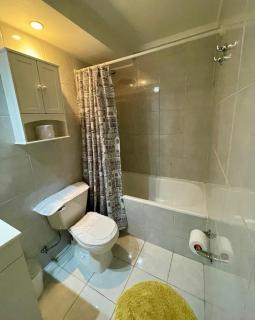 Confortable departamento muy bien ubicado - 3