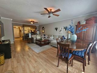 Teal Lake 212 - 6