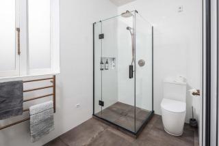 Luxury 2 Bedroom Topfloor Apartment - 1