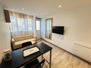 La Cour Barbatre Terrasse - 9