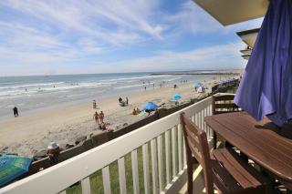 E20 - Tropical Paradise - On-the-Sand - Oceanside - 2