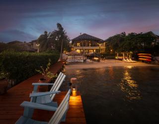 Afimi Beach House Montego Bay 4BR Beachfront Villa - 9