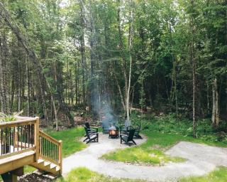 Designer Chalet | Lake & Trails | Pet-Friendly - 6