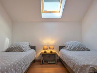Gîte familial avec piscine partagée, terrasse et WiFi - FR-1-591-635 - 1