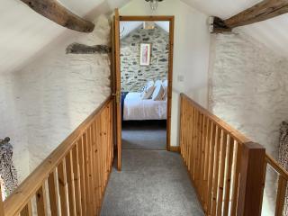 Abercelyn Cottages - Tithe Barn 1 - 6