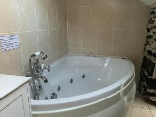 Abercelyn Cottages - Tithe Barn 1 - 3