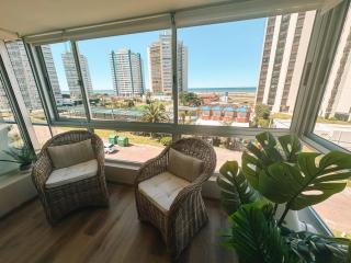 Comodo y Acogedor con Vista al Mar - 0