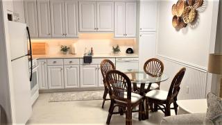 The 717 Charming Village Green Retreat - 7