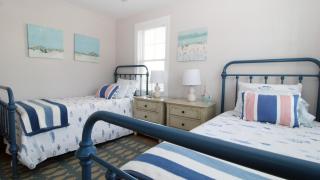 Seashell Sanctuary - 5