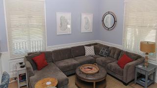 Breezes On Broad - Cape May - 4