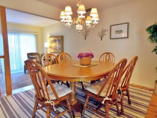 803 St James Place The St James Escape - 2