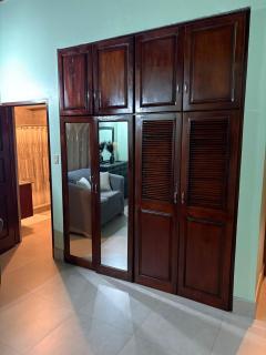 White House by White River - Ocho Rios - 2