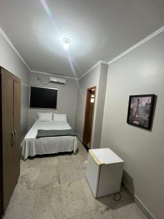 Bougainville Suite & Flat - 4