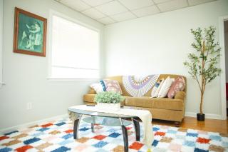 Private Room in 3BR Fall River Stay Urban Haven - 8