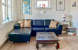 2 Bedroom Stunning Home In Humble - 5