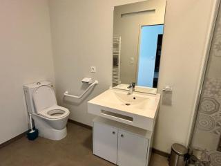 Appartement PMR 4 pers, plage, piscine chauffée, parking, animaux admis - FR-1-194-254 - 2