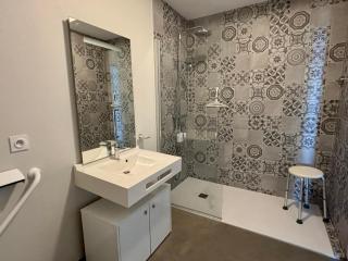 Appartement PMR 4 pers, plage, piscine chauffée, parking, animaux admis - FR-1-194-254 - 2