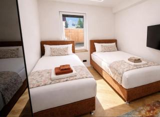Moderne Ferienwohnung in Kleinheubach 24h Check in Fußbodenheizung Premium Ausstattung lichtdurchflutet privater Zugang Parkplatz - 8