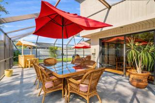 Sarasota Family Stay Near Beach & SRQ Airport sleep 11 - 5