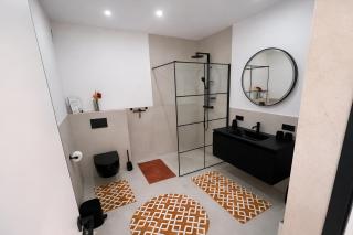 Moderne Ferienwohnung in Kleinheubach 24h Check in Fußbodenheizung Premium Ausstattung lichtdurchflutet privater Zugang Parkplatz - 4